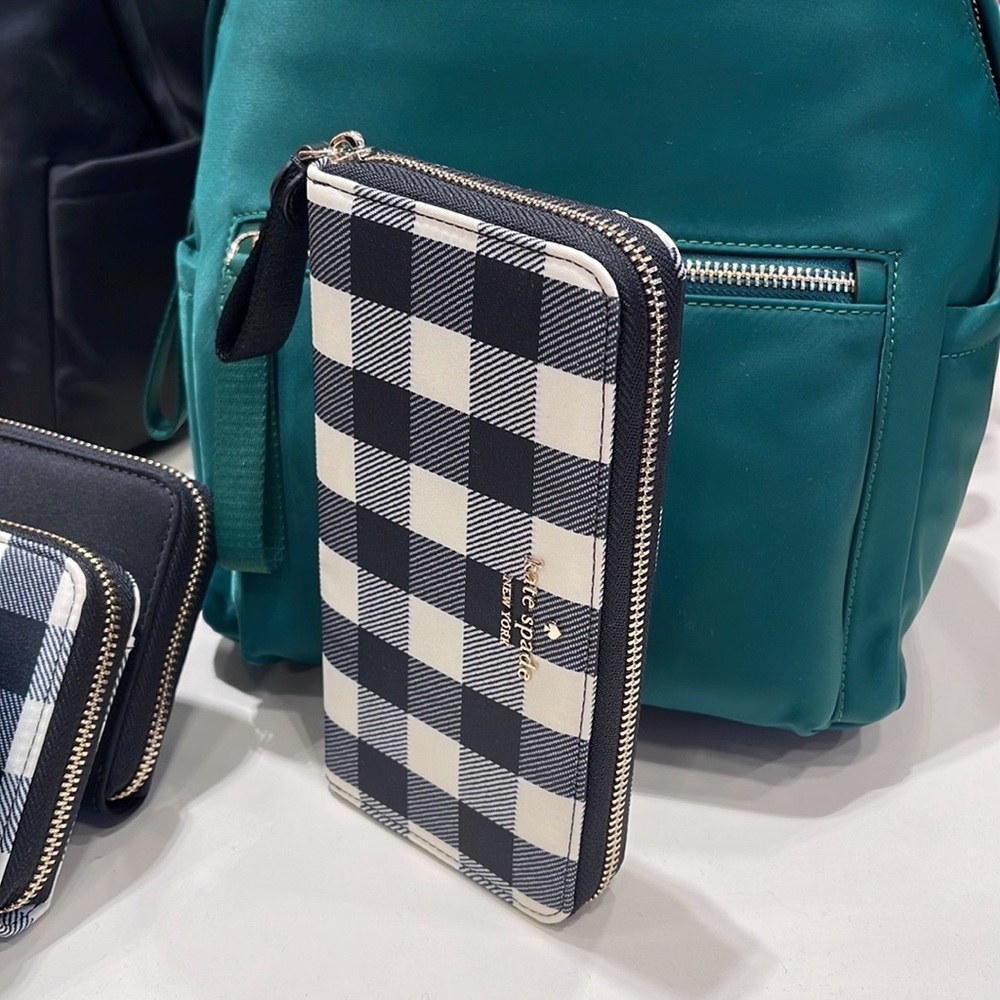 Kate Spade Chelsea Textured Gingham Print Nylon Large Continental Wallet
NWT - Picture 4 of 16